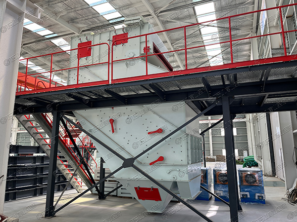 高頻篩，細(xì)物料篩分專家，效率高還不堵孔